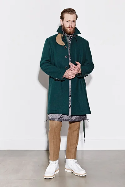 Look 16